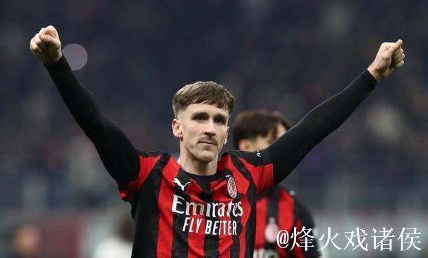 AC米兰正式宣布与萨勒马克斯续签合同